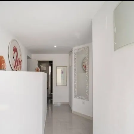 Stunning Private Heated Pool & Villa
